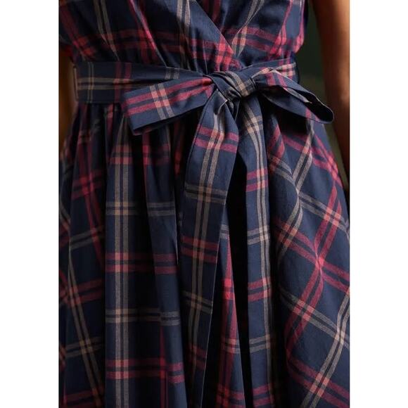 NWT ModCloth Instant Energy Faux-Wrap Dress - Navy Plaid / 1X - Picture 8 of 10